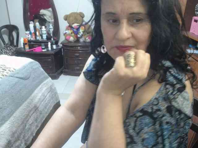 jazmin-mature webcam