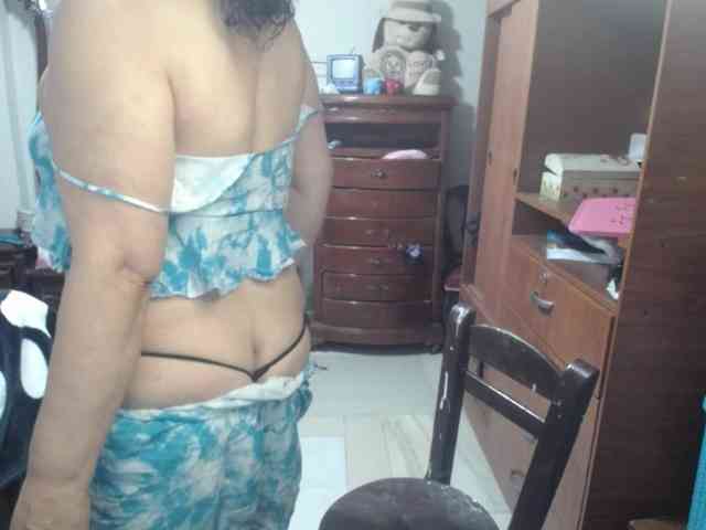 jazmin-mature webcam