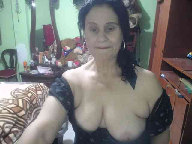 jazmin-mature webcam