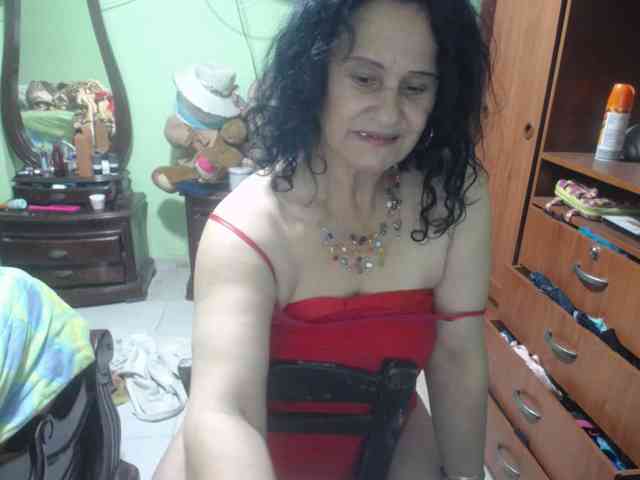 jazmin-mature webcam