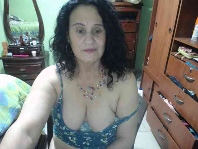 jazmin-mature webcam