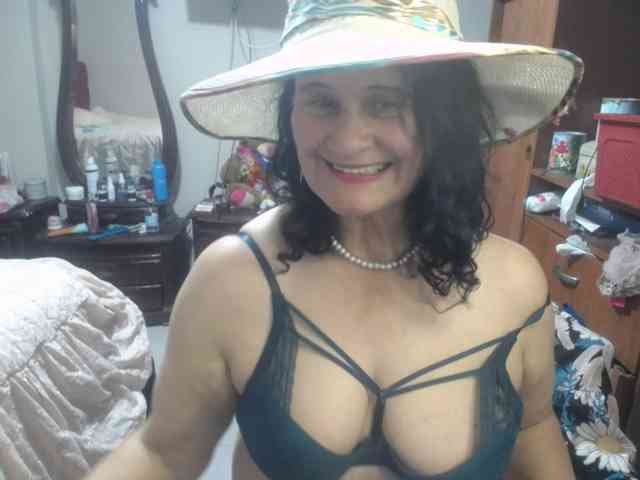 jazmin-mature webcam