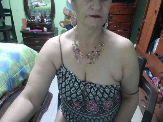jazmin-mature webcam