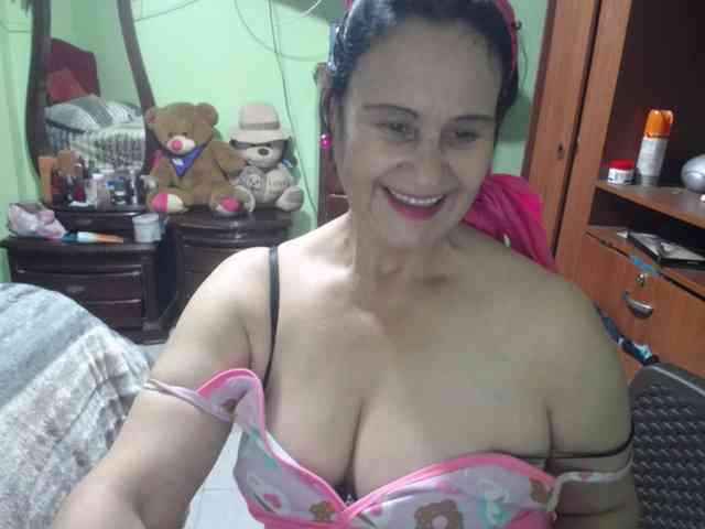 jazmin-mature webcam