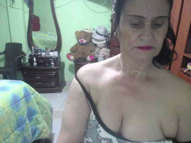 jazmin-mature webcam