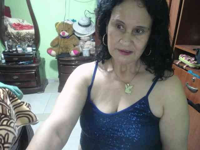 jazmin-mature webcam