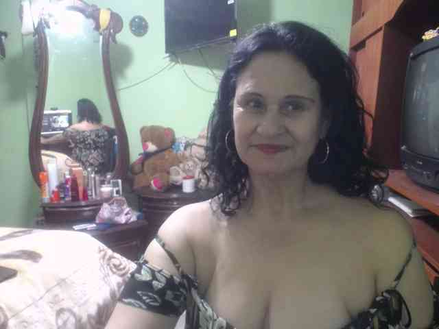 jazmin-mature webcam