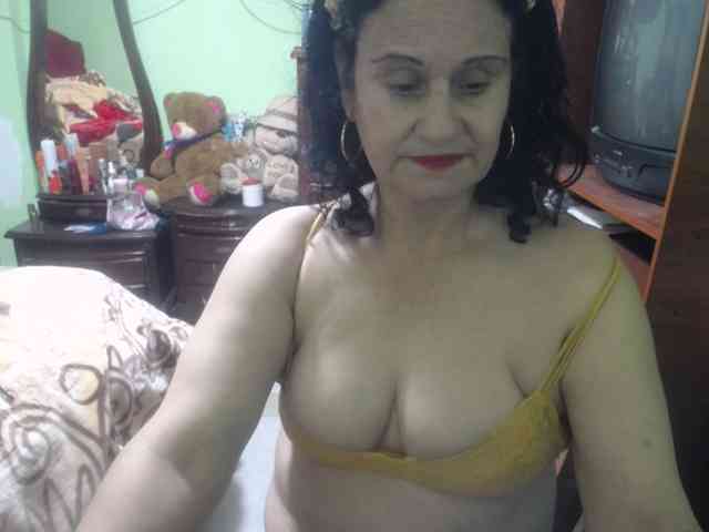 jazmin-mature webcam