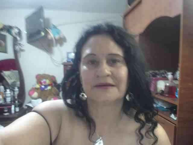 jazmin-mature webcam