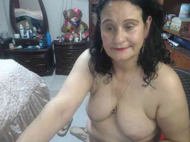 jazmin-mature webcam