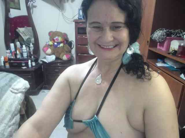 jazmin-mature webcam