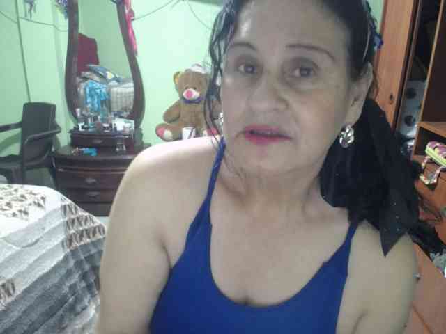 jazmin-mature webcam