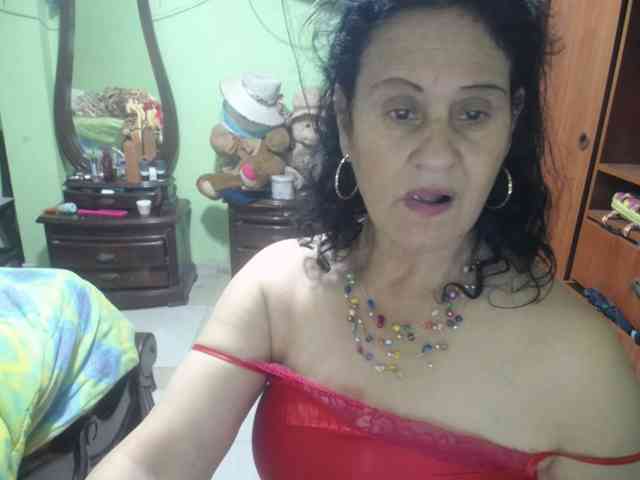 jazmin-mature webcam