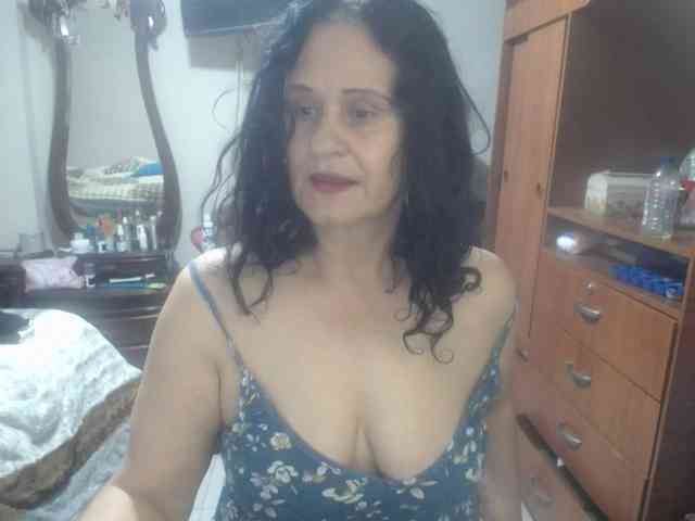 jazmin-mature webcam