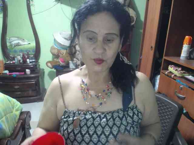 jazmin-mature webcam