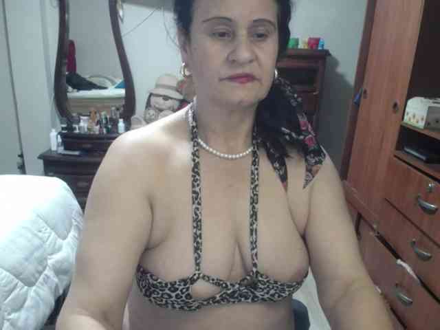 jazmin-mature jazmin-mature