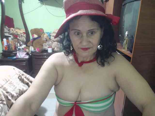 jazmin-mature webcam