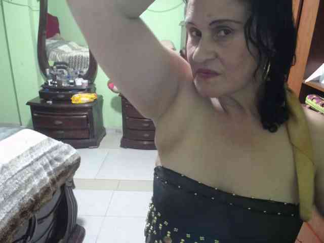 jazmin-mature webcam
