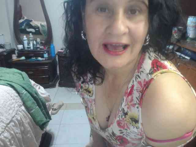 jazmin-mature webcam