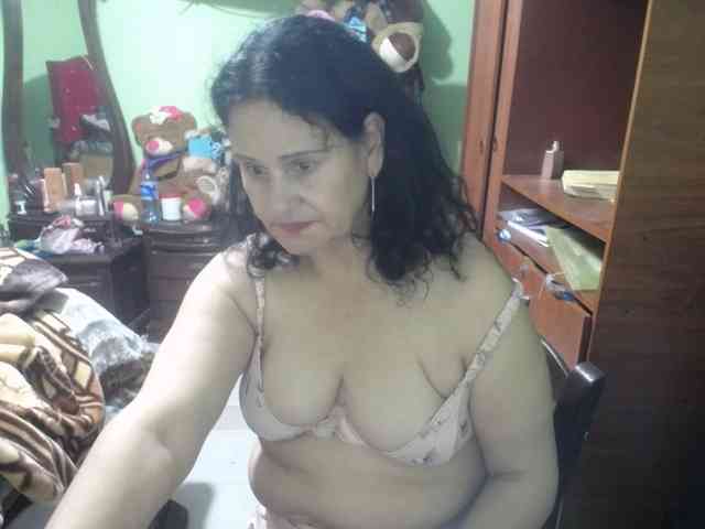 jazmin-mature webcam