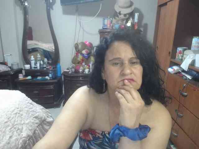 jazmin-mature webcam