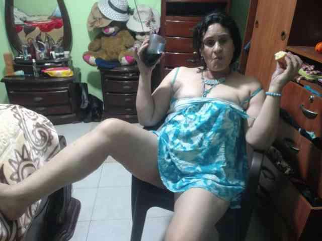 jazmin-mature webcam