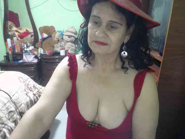 jazmin-mature webcam