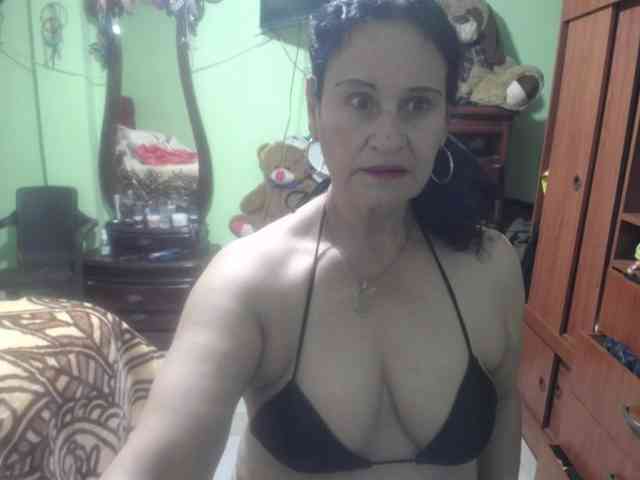 jazmin-mature webcam
