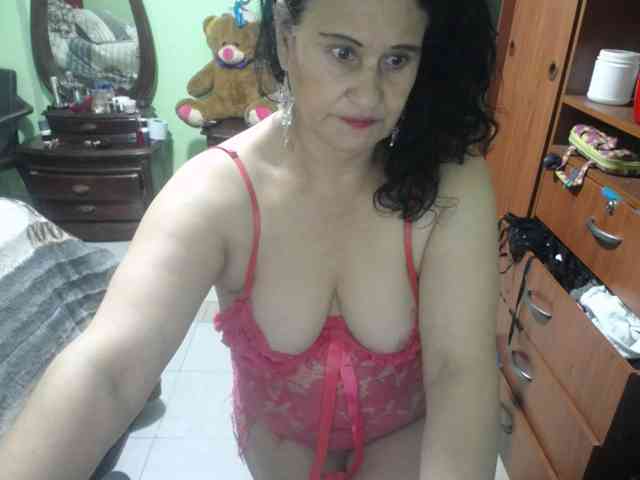 jazmin-mature webcam