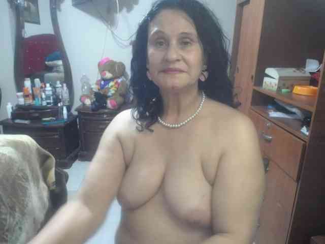 jazmin-mature webcam