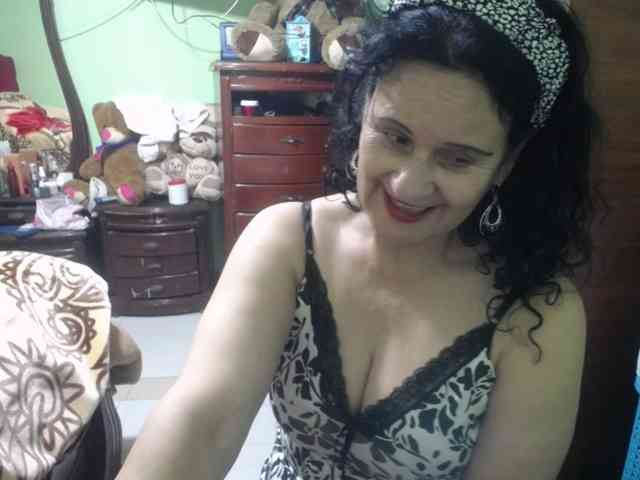 jazmin-mature webcam