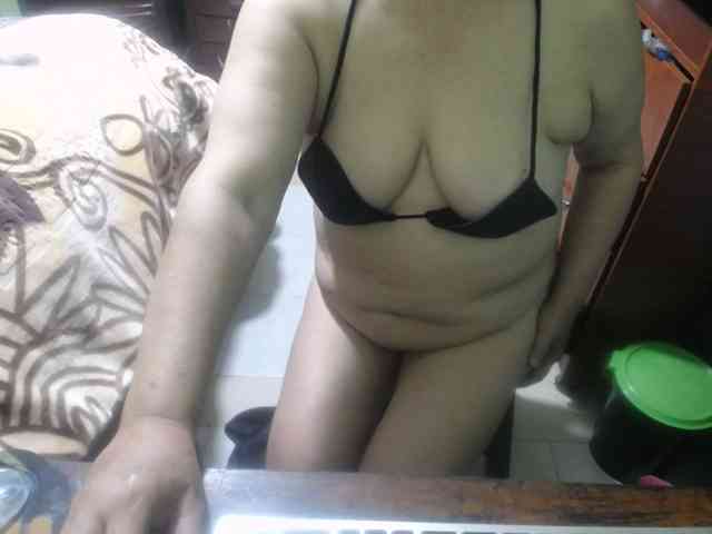 jazmin-mature webcam