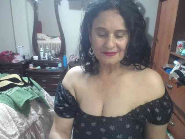 jazmin-mature Live Webcam on BongaCams