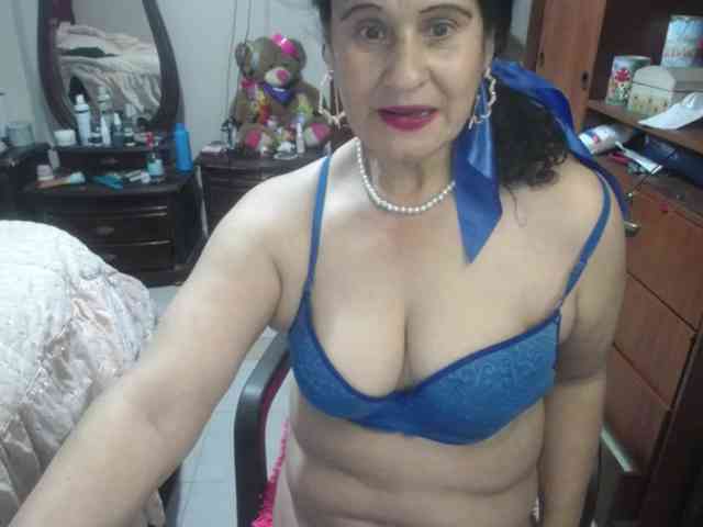 jazmin-mature webcam