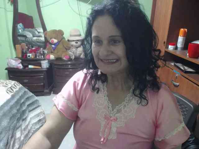 jazmin-mature webcam