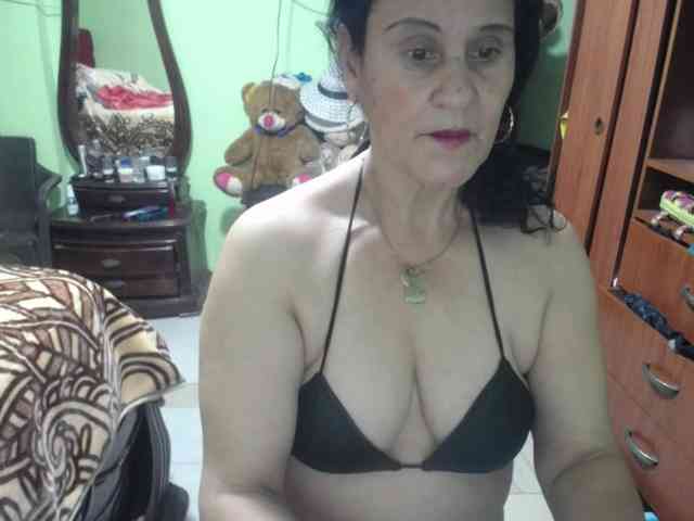 jazmin-mature webcam