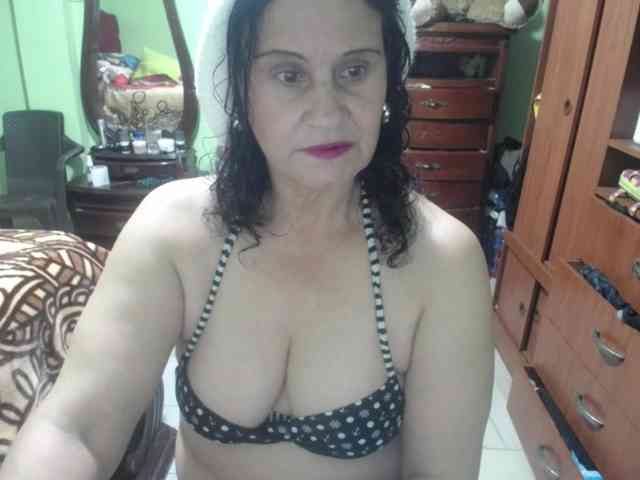 jazmin-mature webcam