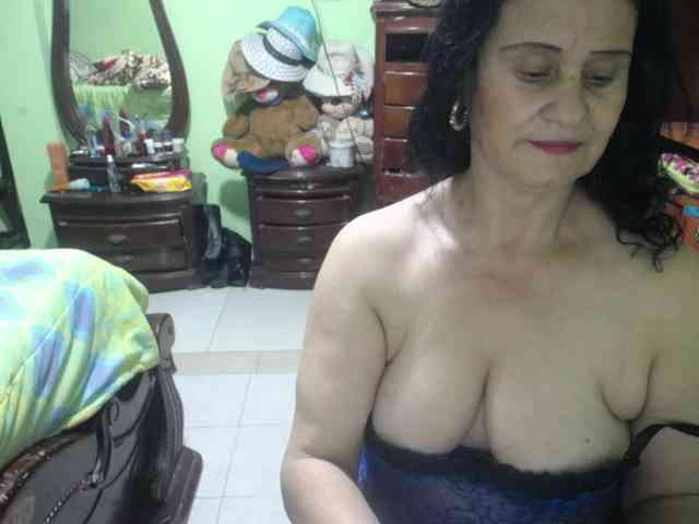 jazmin-mature webcam