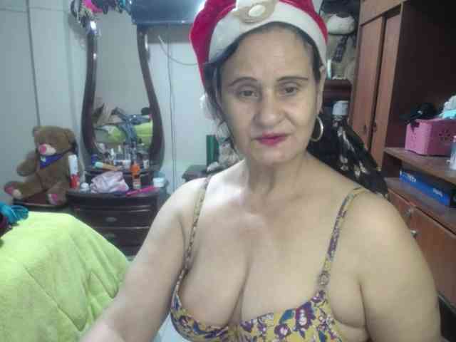 jazmin-mature webcam