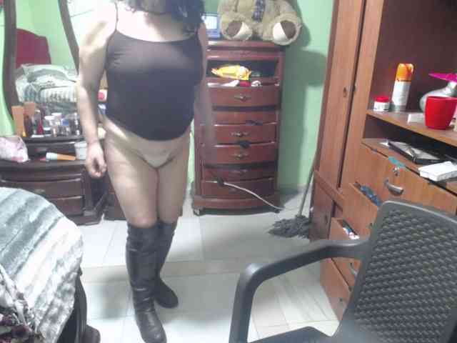 jazmin-mature webcam