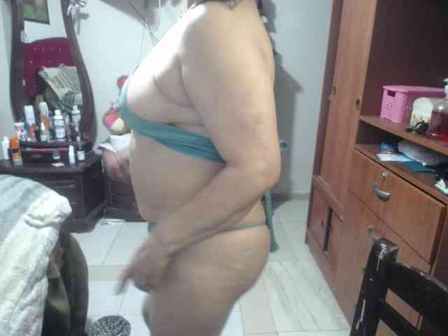 jazmin-mature webcam