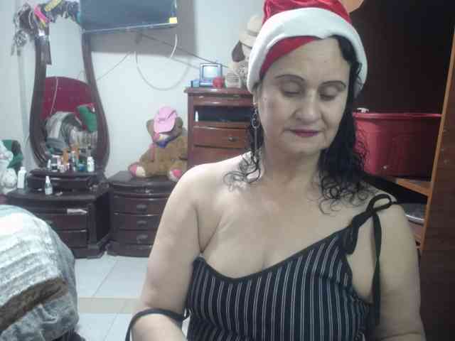 jazmin-mature webcam