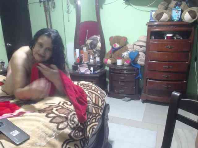 jazmin-mature webcam