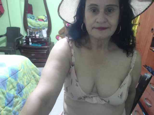 jazmin-mature webcam
