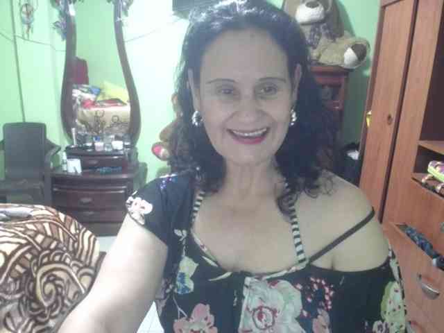 jazmin-mature webcam
