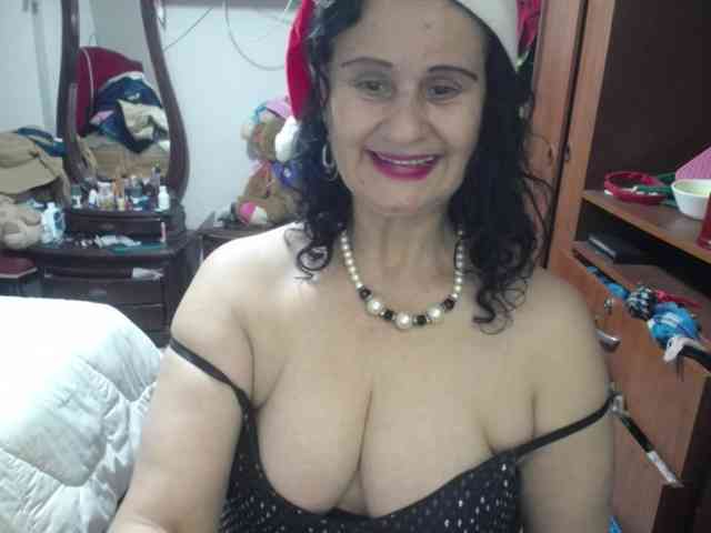 jazmin-mature jazmin-mature