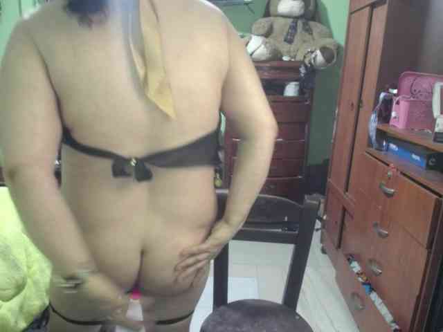 jazmin-mature webcam