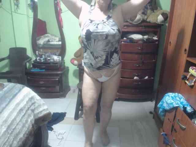 jazmin-mature webcam