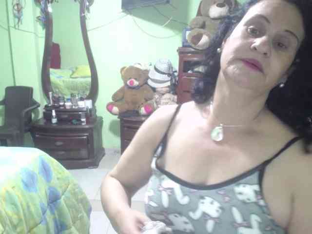 jazmin-mature webcam