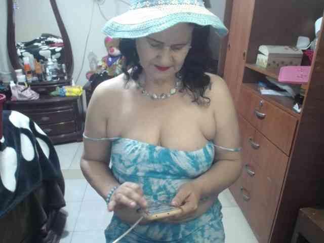 jazmin-mature webcam